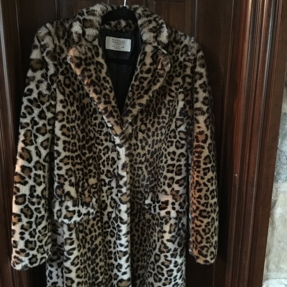 Zara Jackets & Blazers - Zara faux leopard jacket